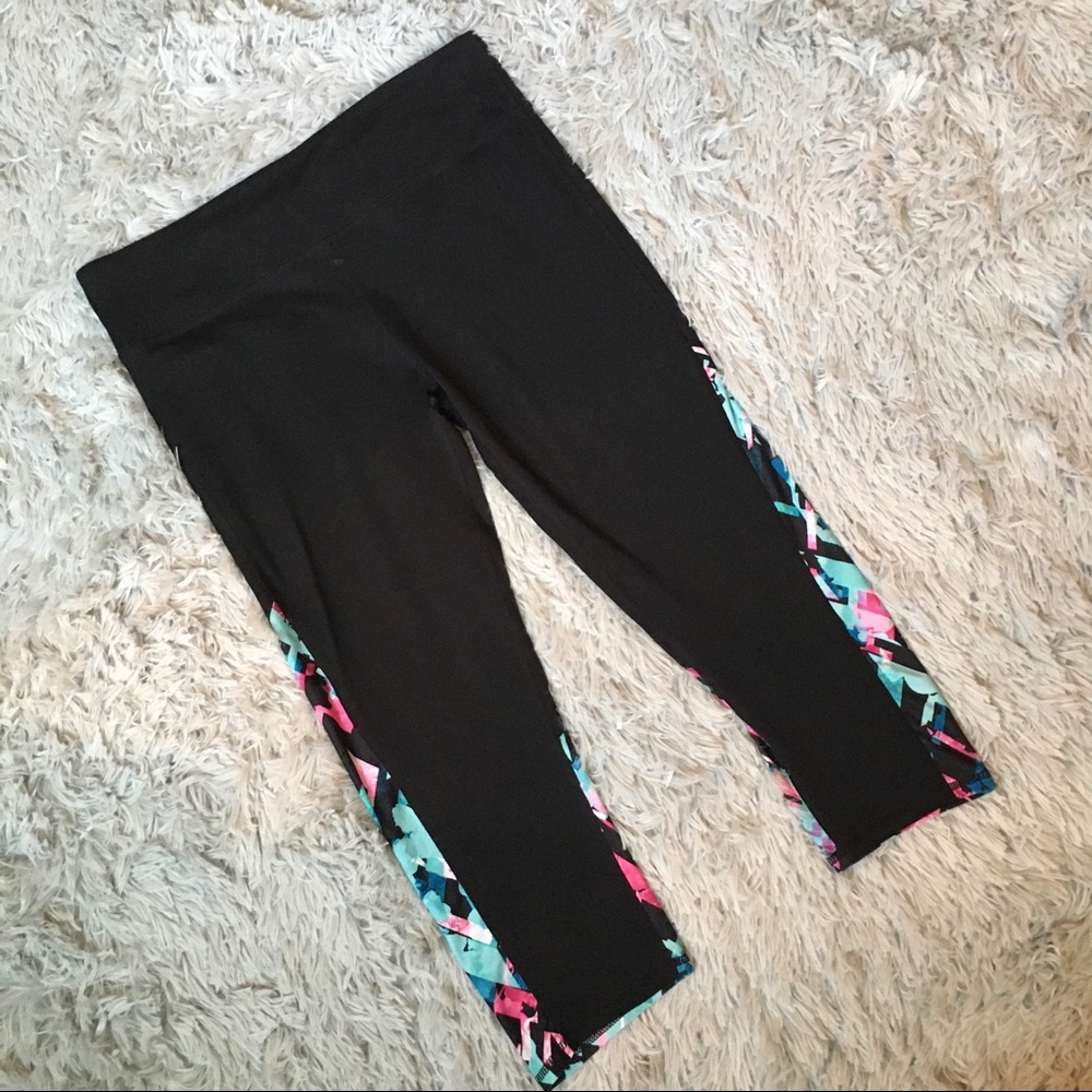 Fabletics Cropped Leggings